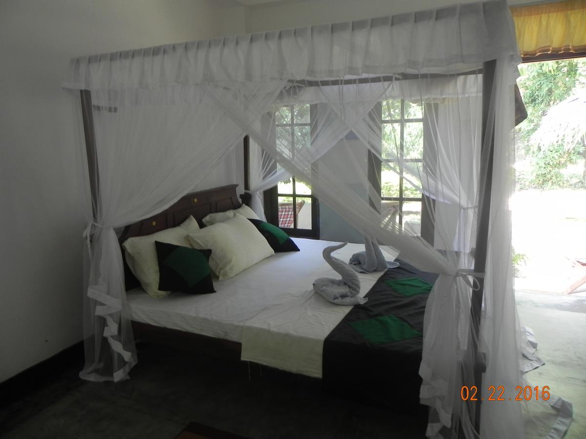 Rainbowswell Beach Resort Unawatuna Eksteriør bilde