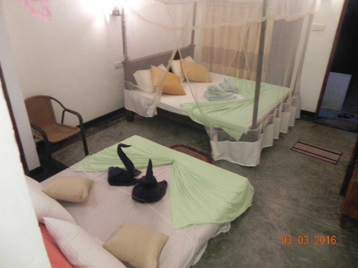 Rainbowswell Beach Resort Unawatuna Eksteriør bilde